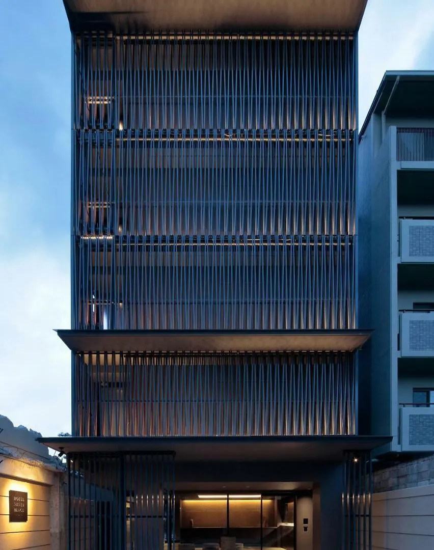 ホテル ニンジャ ブラック 京都市